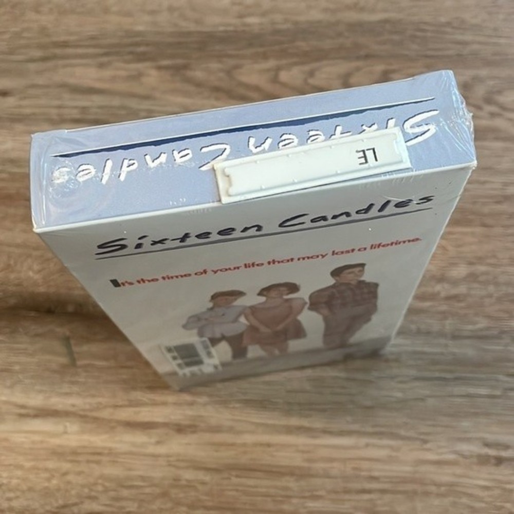 Sixteen candles movie VHS factory sealed RARE - Picture 4 of 7